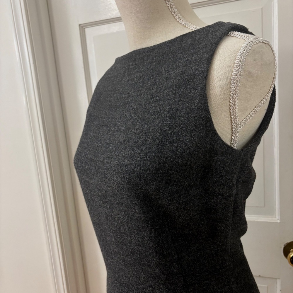 Theory Wool Blend Sheath Dress 6 Minimalist Professional Quiet Luxury Classic
